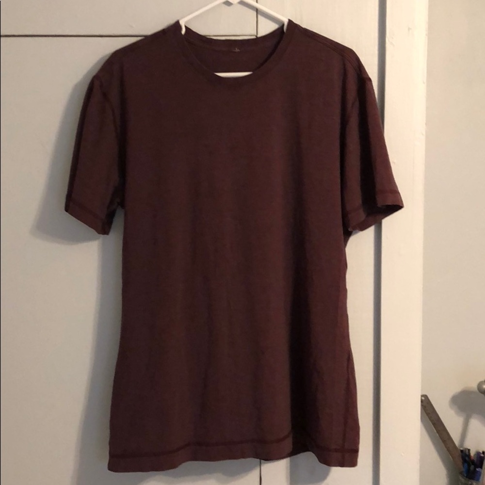 Lulu lemon shirt